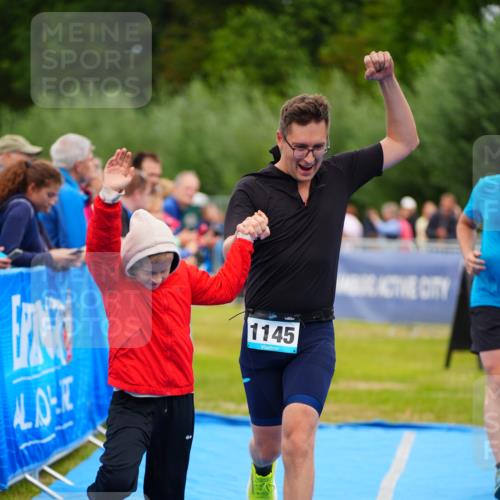 30.08.2026 - Elbe Triathlon Hamburg LAZAROV Photography http://msf.ph/oto/10062589 30.08.2026 11:49:30 Ziel 1145, 1252, 1363 meine-sportfotos.de