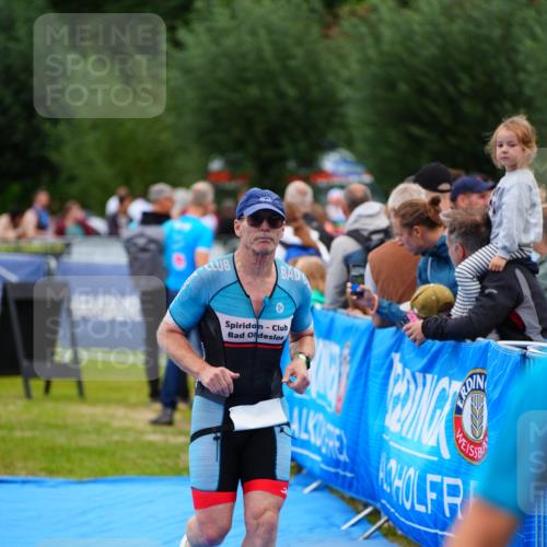 30.08.2026 - Elbe Triathlon Hamburg LAZAROV Photography http://msf.ph/oto/10062601 30.08.2026 11:49:36 Ziel 1363 meine-sportfotos.de