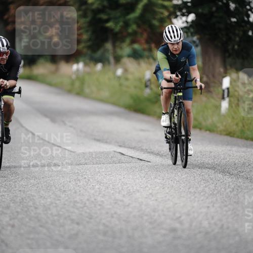 30.08.2026 - Elbe Triathlon Hamburg Michael Burmester http://msf.ph/oto/10062660 30.08.2026 09:01:28 Radfahren 285, 327, 353, 354 meine-sportfotos.de