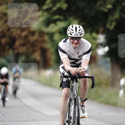 30.08.2026 - Elbe Triathlon Hamburg Michael Burmester http://msf.ph/oto/10062682 30.08.2026 09:01:40 Radfahren 211, 279, 376, 379, 386 meine-sportfotos.de