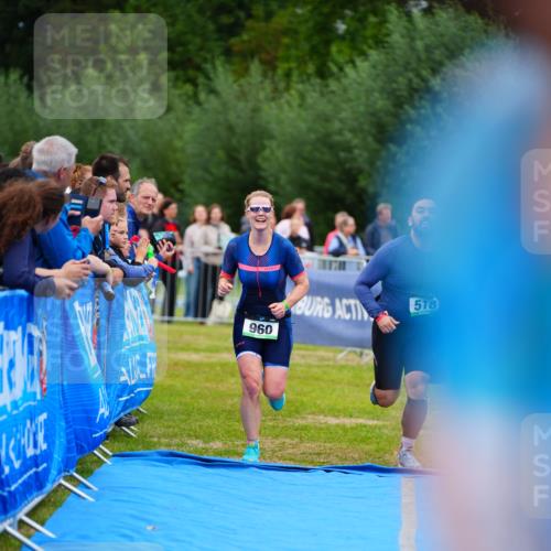 30.08.2026 - Elbe Triathlon Hamburg LAZAROV Photography http://msf.ph/oto/10062692 30.08.2026 11:49:56 Ziel 518, 960 meine-sportfotos.de