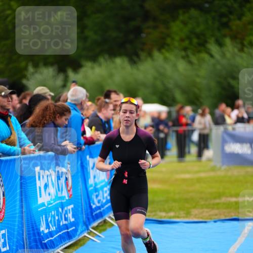 30.08.2026 - Elbe Triathlon Hamburg LAZAROV Photography http://msf.ph/oto/10062761 30.08.2026 11:50:14 Ziel 1415 meine-sportfotos.de
