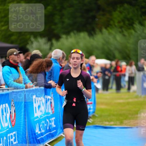 30.08.2026 - Elbe Triathlon Hamburg LAZAROV Photography http://msf.ph/oto/10062769 30.08.2026 11:50:14 Ziel 1415 meine-sportfotos.de