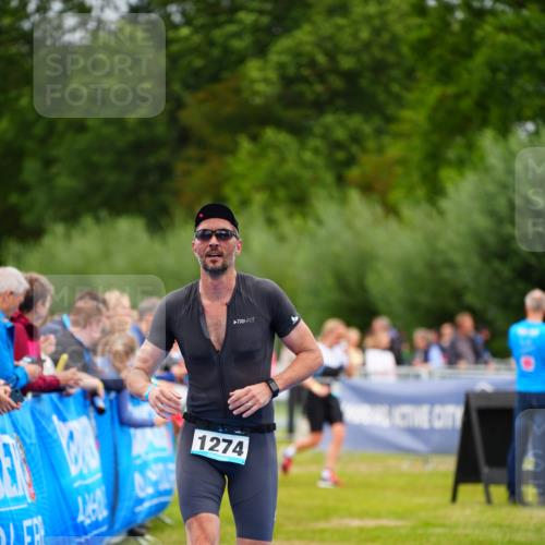 30.08.2026 - Elbe Triathlon Hamburg LAZAROV Photography http://msf.ph/oto/10062884 30.08.2026 11:51:02 Ziel 833, 1274, 1293 meine-sportfotos.de