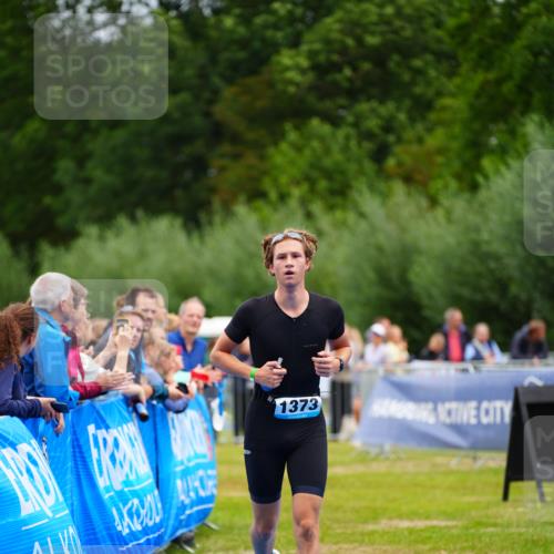 30.08.2026 - Elbe Triathlon Hamburg LAZAROV Photography http://msf.ph/oto/10062985 30.08.2026 11:51:37 Ziel 1373, 1516 meine-sportfotos.de