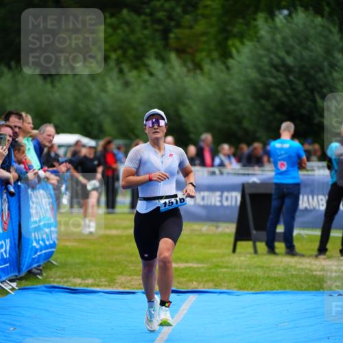 30.08.2026 - Elbe Triathlon Hamburg LAZAROV Photography http://msf.ph/oto/10063001 30.08.2026 11:51:44 Ziel 932, 1332, 1516 meine-sportfotos.de