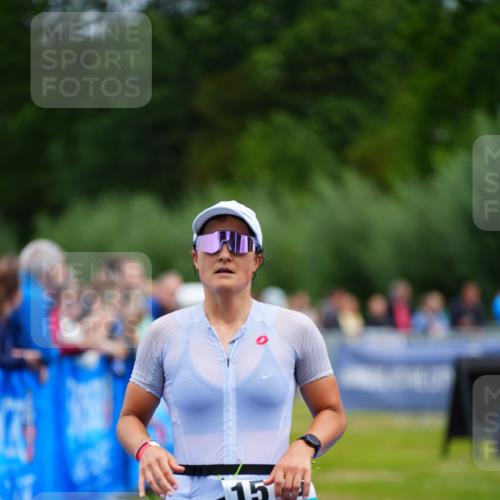 30.08.2026 - Elbe Triathlon Hamburg LAZAROV Photography http://msf.ph/oto/10063012 30.08.2026 11:51:46 Ziel 932, 1332, 1516 meine-sportfotos.de