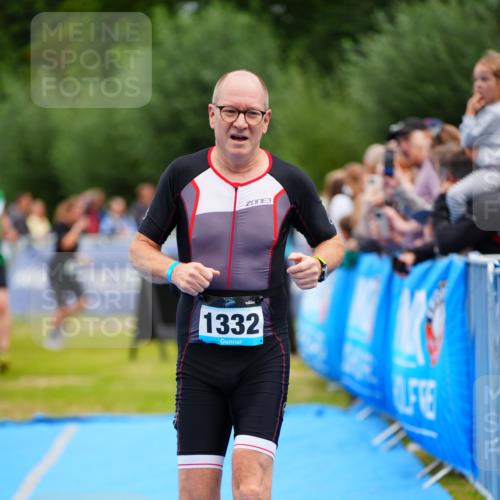 30.08.2026 - Elbe Triathlon Hamburg LAZAROV Photography http://msf.ph/oto/10063040 30.08.2026 11:51:53 Ziel 822, 932, 980, 1262, 1332 meine-sportfotos.de