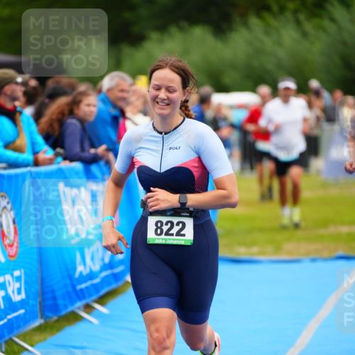 30.08.2026 - Elbe Triathlon Hamburg LAZAROV Photography http://msf.ph/oto/10063057 30.08.2026 11:52:00 Ziel 822, 980, 1262, 1281, 1331, 1455 meine-sportfotos.de