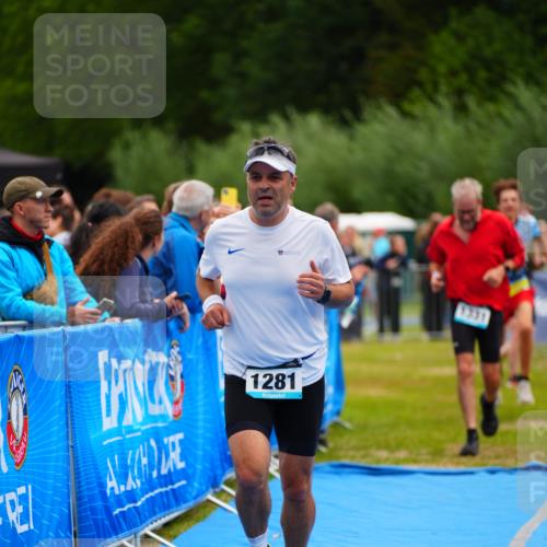 30.08.2026 - Elbe Triathlon Hamburg LAZAROV Photography http://msf.ph/oto/10063068 30.08.2026 11:52:04 Ziel 980, 1281, 1331, 1455 meine-sportfotos.de