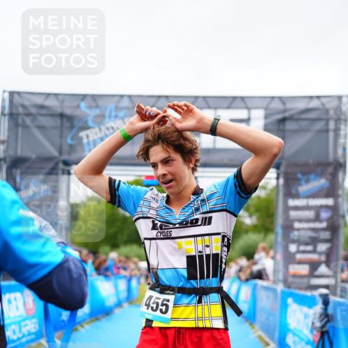 30.08.2026 - Elbe Triathlon Hamburg LAZAROV Photography http://msf.ph/oto/10063089 30.08.2026 11:52:13 Ziel 1171, 1336, 1578 meine-sportfotos.de