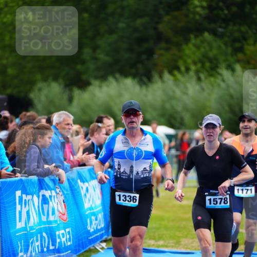 30.08.2026 - Elbe Triathlon Hamburg LAZAROV Photography http://msf.ph/oto/10063092 30.08.2026 11:52:17 Ziel 943, 1128, 1171, 1336, 1578 meine-sportfotos.de