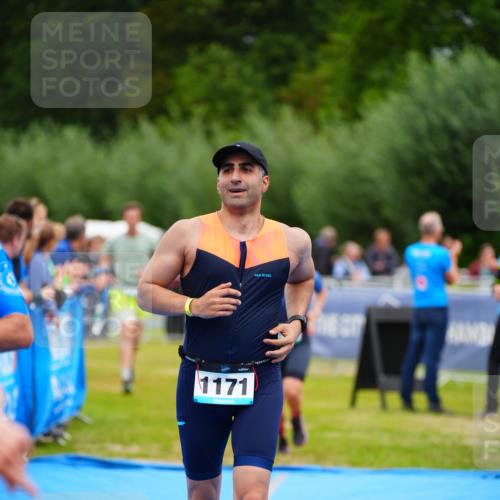 30.08.2026 - Elbe Triathlon Hamburg LAZAROV Photography http://msf.ph/oto/10063100 30.08.2026 11:52:20 Ziel 943, 1128, 1171, 1336, 1578 meine-sportfotos.de