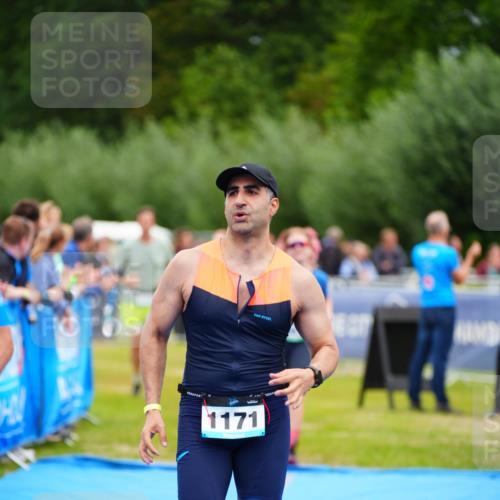 30.08.2026 - Elbe Triathlon Hamburg LAZAROV Photography http://msf.ph/oto/10063102 30.08.2026 11:52:20 Ziel 943, 1128, 1171, 1336, 1578 meine-sportfotos.de