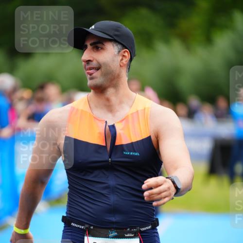 30.08.2026 - Elbe Triathlon Hamburg LAZAROV Photography http://msf.ph/oto/10063109 30.08.2026 11:52:22 Ziel 943, 1128, 1171, 1336 meine-sportfotos.de