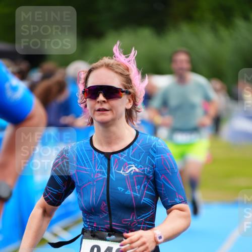 30.08.2026 - Elbe Triathlon Hamburg LAZAROV Photography http://msf.ph/oto/10063111 30.08.2026 11:52:24 Ziel 943, 1128 meine-sportfotos.de