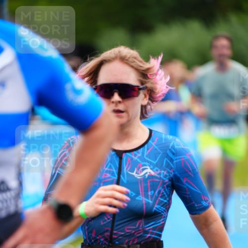 30.08.2026 - Elbe Triathlon Hamburg LAZAROV Photography http://msf.ph/oto/10063114 30.08.2026 11:52:24 Ziel 943, 1128 meine-sportfotos.de