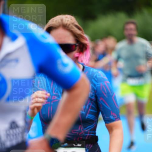 30.08.2026 - Elbe Triathlon Hamburg LAZAROV Photography http://msf.ph/oto/10063116 30.08.2026 11:52:25 Ziel 854, 943, 1128 meine-sportfotos.de