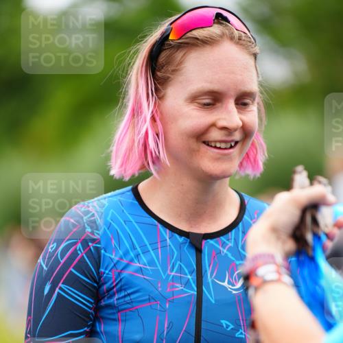 30.08.2026 - Elbe Triathlon Hamburg LAZAROV Photography http://msf.ph/oto/10063124 30.08.2026 11:52:30 Ziel 854 meine-sportfotos.de