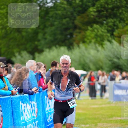 30.08.2026 - Elbe Triathlon Hamburg LAZAROV Photography http://msf.ph/oto/10063146 30.08.2026 11:53:09 Ziel 1367 meine-sportfotos.de