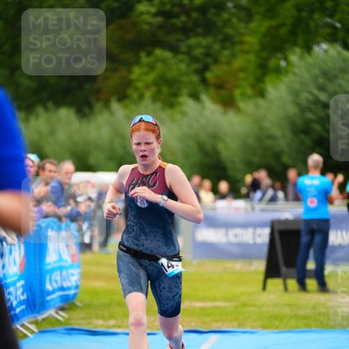 30.08.2026 - Elbe Triathlon Hamburg LAZAROV Photography http://msf.ph/oto/10063207 30.08.2026 11:53:35 Ziel 876, 1426 meine-sportfotos.de