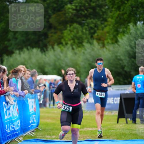 30.08.2026 - Elbe Triathlon Hamburg LAZAROV Photography http://msf.ph/oto/10063242 30.08.2026 11:53:51 Ziel 838, 1284 meine-sportfotos.de