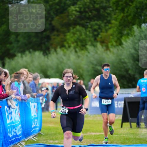 30.08.2026 - Elbe Triathlon Hamburg LAZAROV Photography http://msf.ph/oto/10063243 30.08.2026 11:53:52 Ziel 838, 1284 meine-sportfotos.de