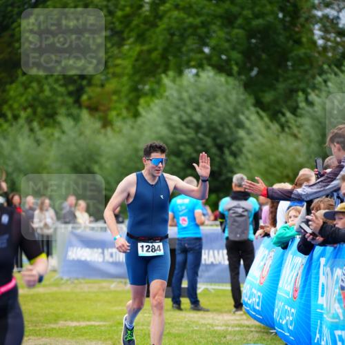30.08.2026 - Elbe Triathlon Hamburg LAZAROV Photography http://msf.ph/oto/10063248 30.08.2026 11:53:53 Ziel 838, 1284 meine-sportfotos.de