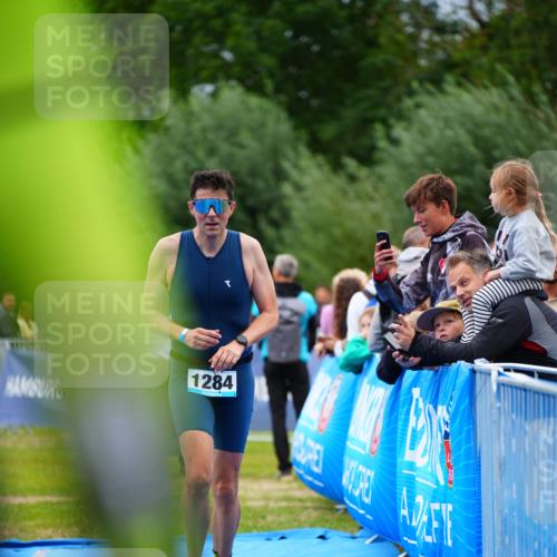 30.08.2026 - Elbe Triathlon Hamburg LAZAROV Photography http://msf.ph/oto/10063255 30.08.2026 11:53:54 Ziel 838, 1284 meine-sportfotos.de