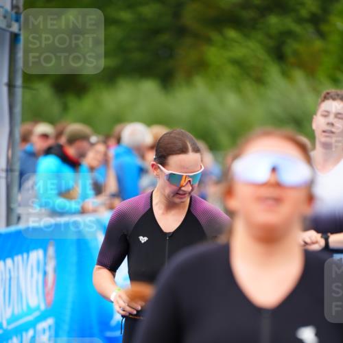 30.08.2026 - Elbe Triathlon Hamburg LAZAROV Photography http://msf.ph/oto/10063304 30.08.2026 11:54:30 Ziel 888, 1350, 1378, 1387 meine-sportfotos.de