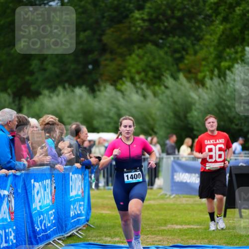 30.08.2026 - Elbe Triathlon Hamburg LAZAROV Photography http://msf.ph/oto/10063330 30.08.2026 11:54:45 Ziel 479, 1400 meine-sportfotos.de