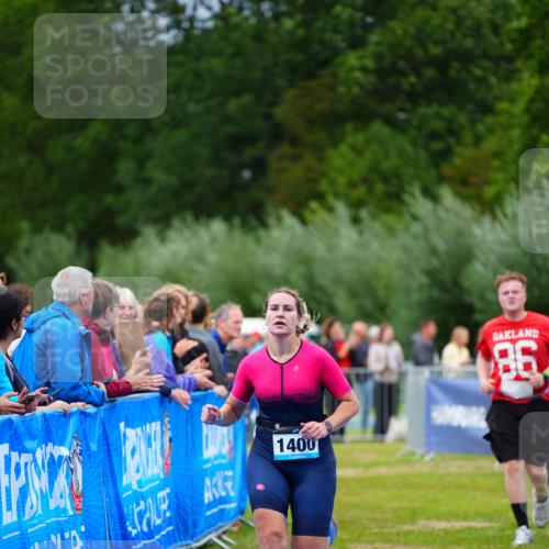 30.08.2026 - Elbe Triathlon Hamburg LAZAROV Photography http://msf.ph/oto/10063334 30.08.2026 11:54:46 Ziel 479, 1400 meine-sportfotos.de