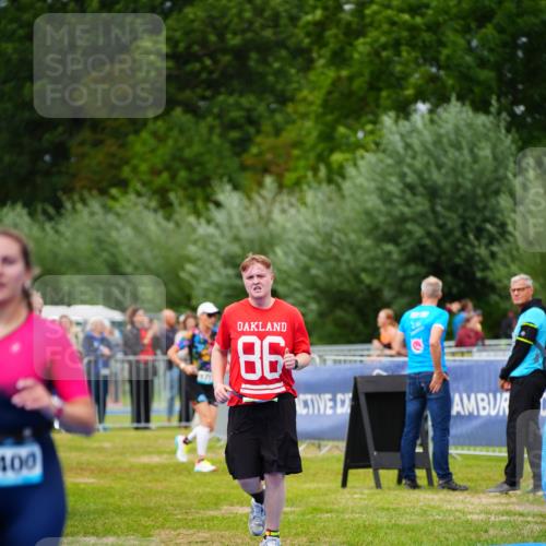 30.08.2026 - Elbe Triathlon Hamburg LAZAROV Photography http://msf.ph/oto/10063340 30.08.2026 11:54:47 Ziel 479, 1400 meine-sportfotos.de