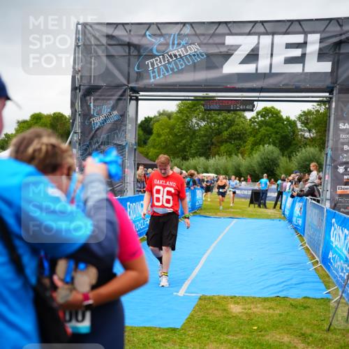 30.08.2026 - Elbe Triathlon Hamburg LAZAROV Photography http://msf.ph/oto/10063354 30.08.2026 11:54:53 Ziel 479, 1393, 1428 meine-sportfotos.de