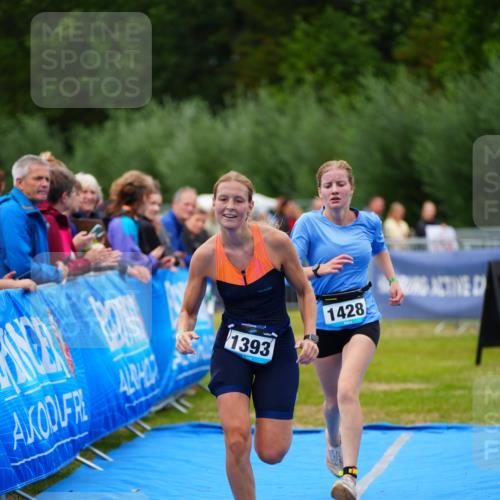 30.08.2026 - Elbe Triathlon Hamburg LAZAROV Photography http://msf.ph/oto/10063358 30.08.2026 11:54:56 Ziel 1393, 1428 meine-sportfotos.de
