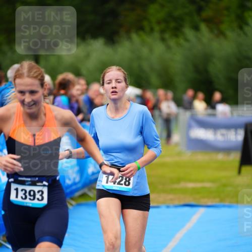 30.08.2026 - Elbe Triathlon Hamburg LAZAROV Photography http://msf.ph/oto/10063364 30.08.2026 11:54:57 Ziel 1393, 1428 meine-sportfotos.de