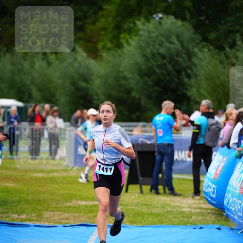 30.08.2026 - Elbe Triathlon Hamburg LAZAROV Photography http://msf.ph/oto/10063374 30.08.2026 11:55:17 Ziel 1411 meine-sportfotos.de