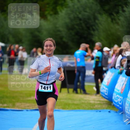30.08.2026 - Elbe Triathlon Hamburg LAZAROV Photography http://msf.ph/oto/10063378 30.08.2026 11:55:18 Ziel 1411 meine-sportfotos.de