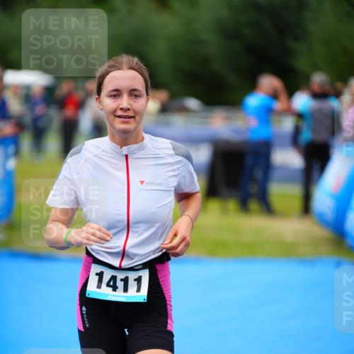 30.08.2026 - Elbe Triathlon Hamburg LAZAROV Photography http://msf.ph/oto/10063387 30.08.2026 11:55:20 Ziel 1411 meine-sportfotos.de