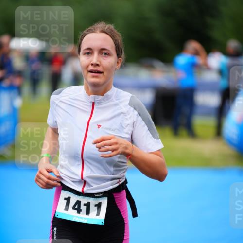 30.08.2026 - Elbe Triathlon Hamburg LAZAROV Photography http://msf.ph/oto/10063390 30.08.2026 11:55:20 Ziel 1411 meine-sportfotos.de