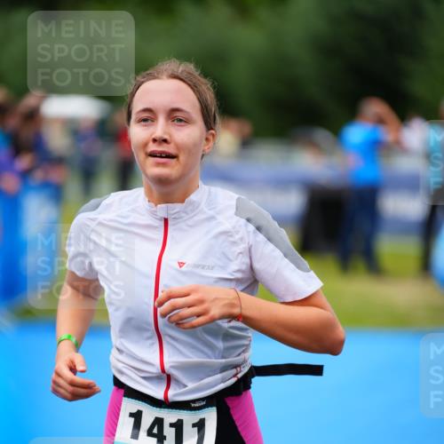 30.08.2026 - Elbe Triathlon Hamburg LAZAROV Photography http://msf.ph/oto/10063391 30.08.2026 11:55:20 Ziel 1411 meine-sportfotos.de