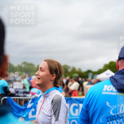 30.08.2026 - Elbe Triathlon Hamburg LAZAROV Photography http://msf.ph/oto/10063398 30.08.2026 11:55:26 Ziel  meine-sportfotos.de