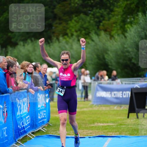 30.08.2026 - Elbe Triathlon Hamburg LAZAROV Photography http://msf.ph/oto/10063413 30.08.2026 11:55:34 Ziel 1343 meine-sportfotos.de