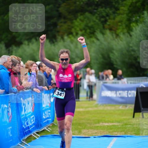 30.08.2026 - Elbe Triathlon Hamburg LAZAROV Photography http://msf.ph/oto/10063416 30.08.2026 11:55:34 Ziel 1343 meine-sportfotos.de