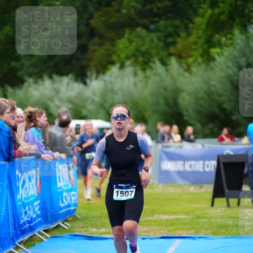 30.08.2026 - Elbe Triathlon Hamburg LAZAROV Photography http://msf.ph/oto/10063447 30.08.2026 11:55:54 Ziel 836, 861, 1376, 1507 meine-sportfotos.de