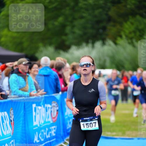 30.08.2026 - Elbe Triathlon Hamburg LAZAROV Photography http://msf.ph/oto/10063454 30.08.2026 11:55:55 Ziel 836, 861, 1376, 1507 meine-sportfotos.de