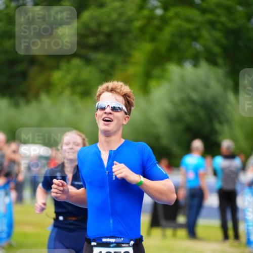 30.08.2026 - Elbe Triathlon Hamburg LAZAROV Photography http://msf.ph/oto/10063461 30.08.2026 11:56:00 Ziel 836, 849, 861, 1376 meine-sportfotos.de