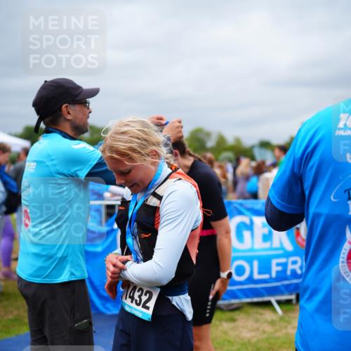 30.08.2026 - Elbe Triathlon Hamburg LAZAROV Photography http://msf.ph/oto/10063523 30.08.2026 11:56:33 Ziel 468, 1174 meine-sportfotos.de