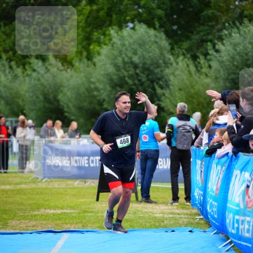 30.08.2026 - Elbe Triathlon Hamburg LAZAROV Photography http://msf.ph/oto/10063530 30.08.2026 11:56:36 Ziel 468 meine-sportfotos.de