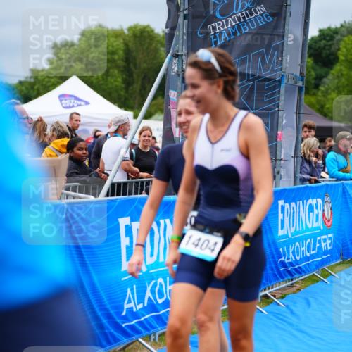 30.08.2026 - Elbe Triathlon Hamburg LAZAROV Photography http://msf.ph/oto/10063606 30.08.2026 11:57:41 Ziel 860, 934, 1304, 1403, 1404, 1410, 1457 meine-sportfotos.de